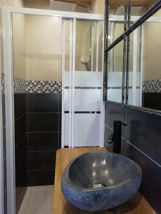 Studio En Duplex Renove Тон Экстерьер фото